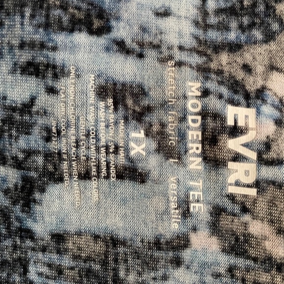 Ebro short sleeve V neck t-shirt - Picture 4 of 4